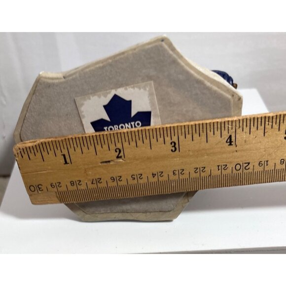 Toronto Maple Leafs Hockey Bear Figurine NHL 6" - Picture 7 of 10